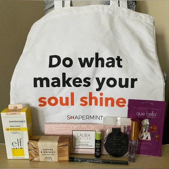 Beauty Bundle - Picture 2 of 4